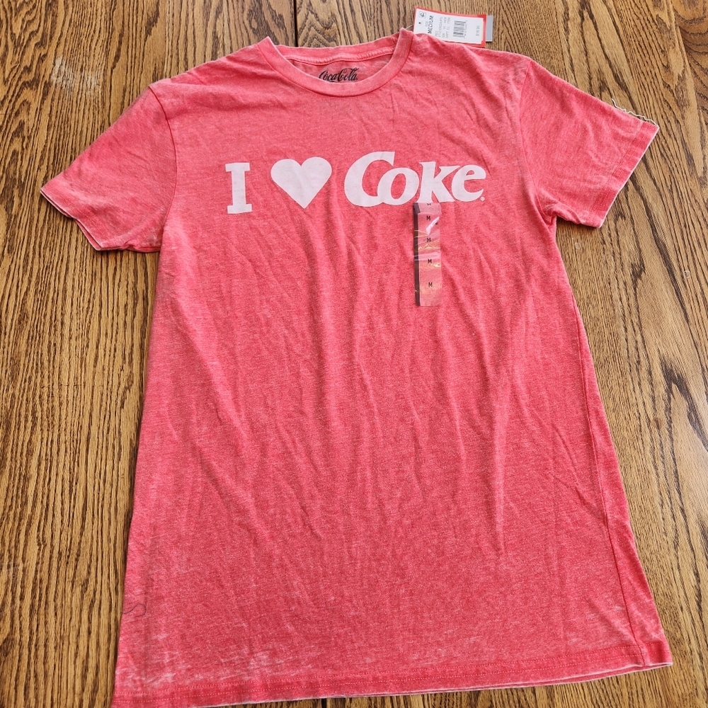 NWT Coca Cola Red Graphic T-Shirt
